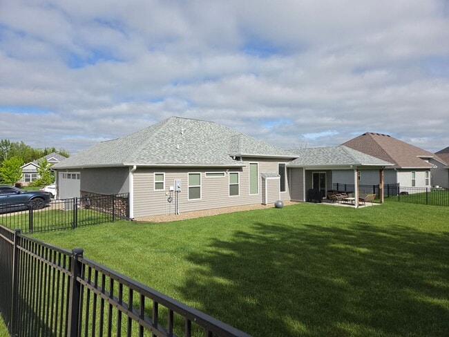 1512 Spring Mountain Dr in Columbia, MO - Building Photo - Building Photo