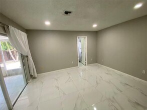 14347 SW 176th Terr in Miami, FL - Building Photo - Building Photo