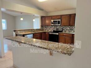2505 Kingston Ct in Kissimmee, FL - Building Photo - Building Photo