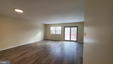 17 N Stead Ct in Catonsville, MD - Building Photo - Building Photo