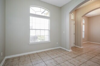 7811 Invermere Blvd N in Jacksonville, FL - Building Photo - Building Photo