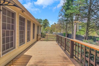 732 Tanners Point Dr in Lawrenceville, GA - Building Photo - Building Photo