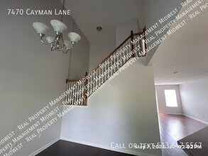7470 Cayman Ln in Worthington, OH - Building Photo - Building Photo