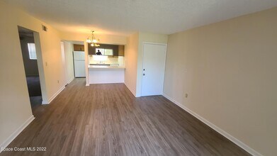 148 Berkshire Ln in Melbourne, FL - Building Photo - Building Photo