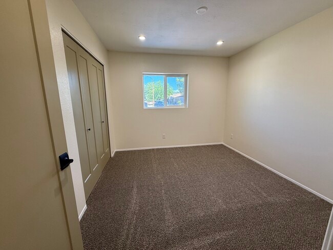 property at 2979 Hidden Glen