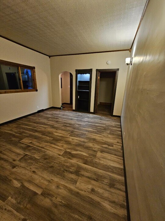 316 E Walnut St in Seymour, WI - Building Photo