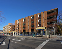 La Valentina in Sacramento, CA - Foto de edificio - Building Photo