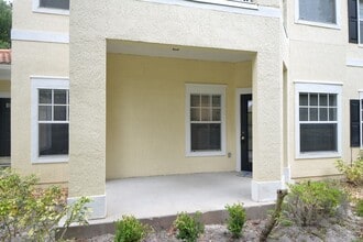 616 Arbor Lakes Cir in Sanford, FL - Building Photo - Building Photo