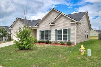 323 Koweta Way in Grovetown, GA - Building Photo - Building Photo