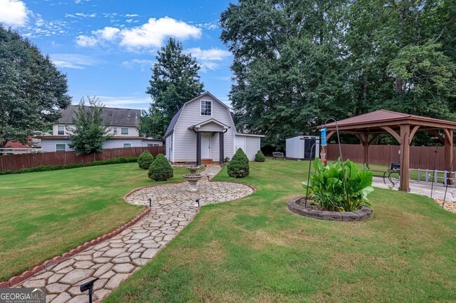 property at 569 Garner Way NW