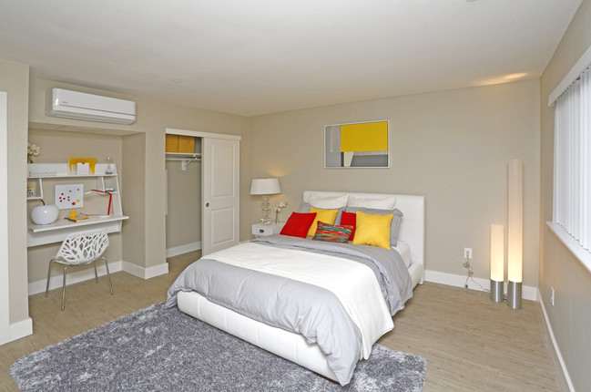 The Parc at Pruneyard in Campbell, CA - Building Photo - Interior Photo