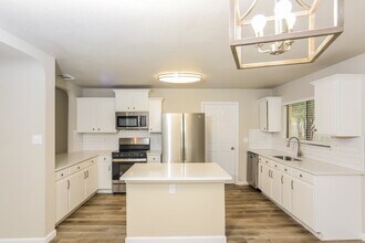 9124 Gambier Dr in San Antonio, TX - Building Photo - Building Photo