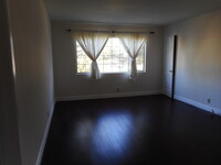 4269 Van Nuys Blvd in Sherman Oaks, CA - Building Photo - Building Photo