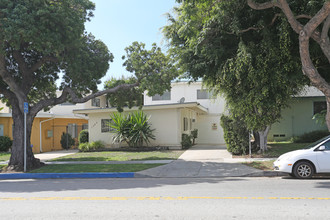 1723 Centinela Ave in Santa Monica, CA - Building Photo - Building Photo