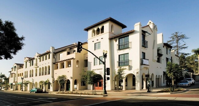 property at 105 W De La Guerra St