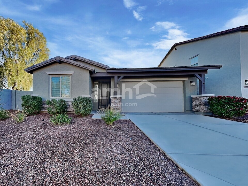 781 S 150th Dr in Goodyear, AZ - Building Photo