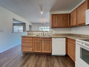 3550 Galaxy Rd in Ladson, SC - Building Photo - Building Photo