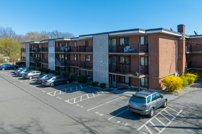 Brookside Condominiums in Arlington, MA - Building Photo - Building Photo