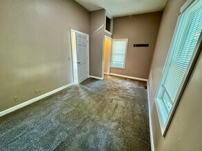 110 N Elm St in Waterman, IL - Building Photo - Building Photo