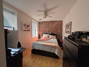 454 Hanover St in Boston, MA - Building Photo - Building Photo