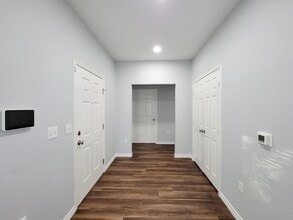 3201 J P Davis Ave in Bay City, TX - Building Photo - Building Photo