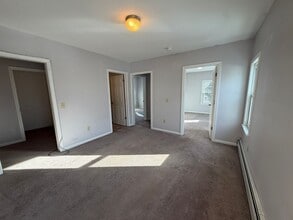 112 Columbia St in Adams, MA - Building Photo - Building Photo