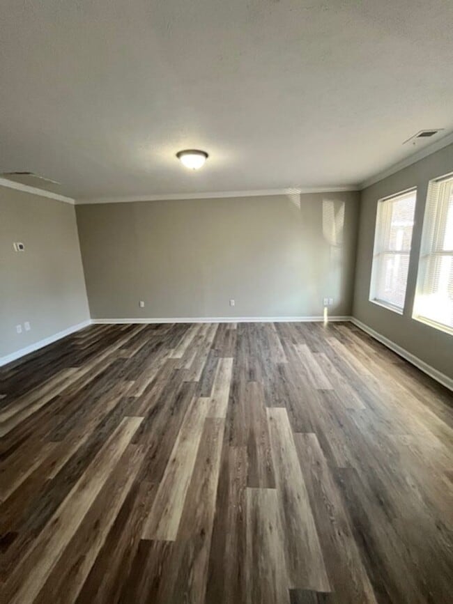 property at 820 Charles Ave