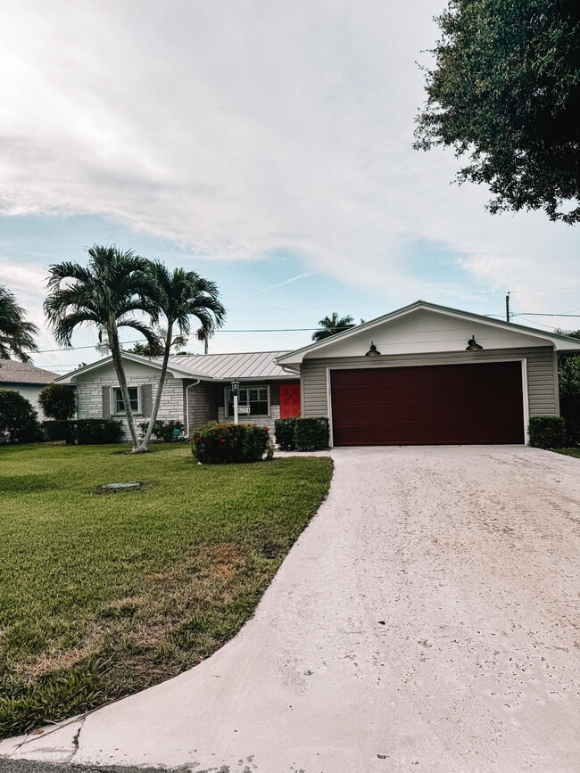 property at 8053 SE Carlton St