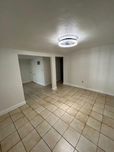 2430 SW 25th Ter in Miami, FL - Building Photo - Building Photo