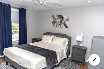 36 W Saltaire Rd in Lindenhurst, NY - Building Photo - Building Photo