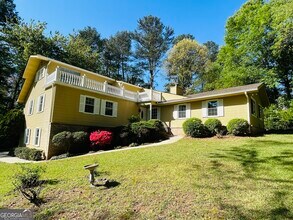 2131 Perrin Dr in Lawrenceville, GA - Building Photo - Building Photo