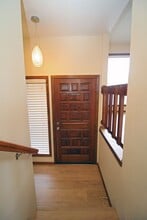 15714 NE Rose Pkwy in Portland, OR - Building Photo - Building Photo