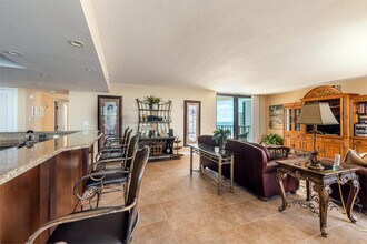 5420 N Ocean Dr in West Palm Beach, FL - Foto de edificio - Building Photo