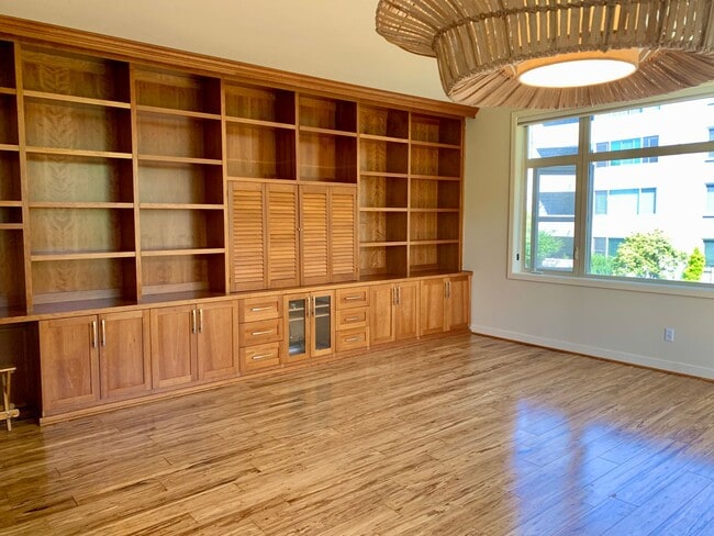 720 Queen Anne Ave in Seattle, WA - Building Photo - Building Photo