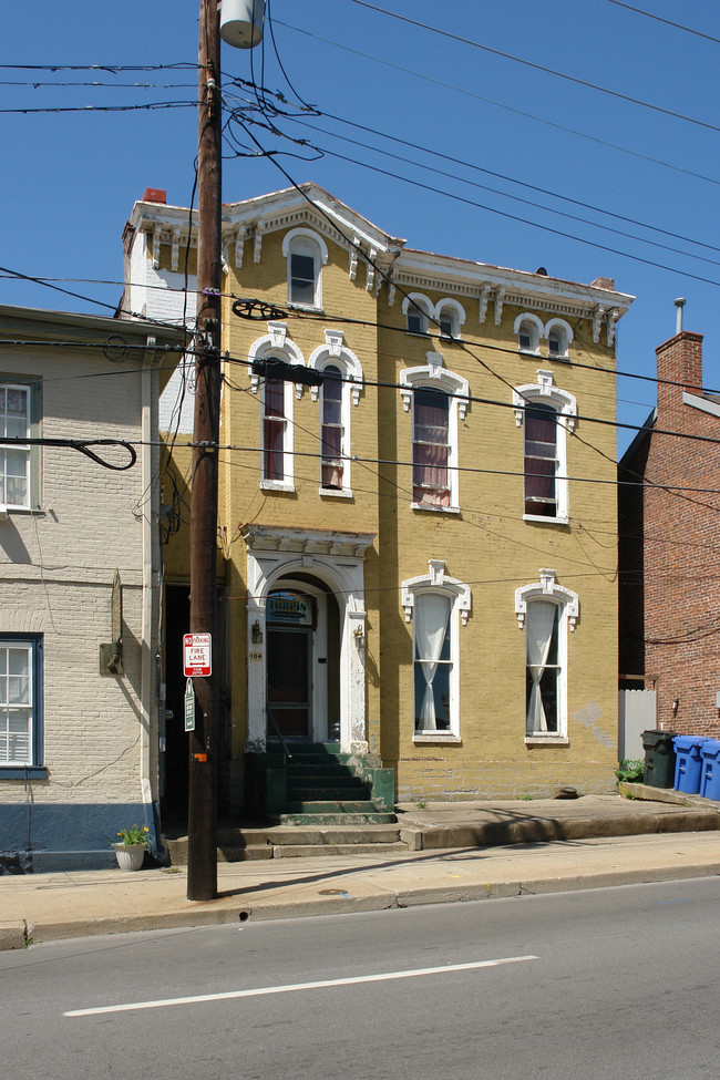 104 W High St in Lexington, KY - Foto de edificio - Building Photo