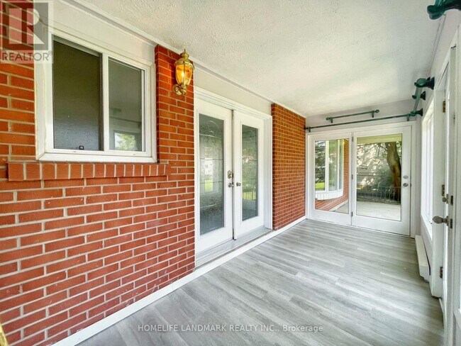21 Glamis Pl in Markham, ON - Building Photo - Building Photo