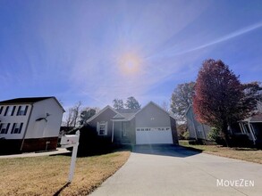 2448 Joshua Ln in Winston-Salem, NC - Building Photo - Building Photo
