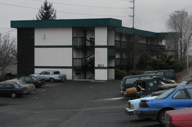 Cedar Ridge Apartments in Spokane, WA - Building Photo - Building Photo