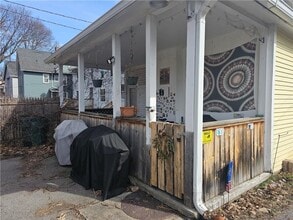 9 Rowley St in Rochester, NY - Building Photo - Building Photo