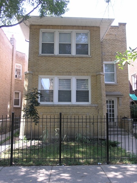 6218 N Oakley Ave in Chicago, IL - Building Photo - Building Photo