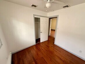 43 Johnson Ave in Ronkonkoma, NY - Building Photo - Building Photo