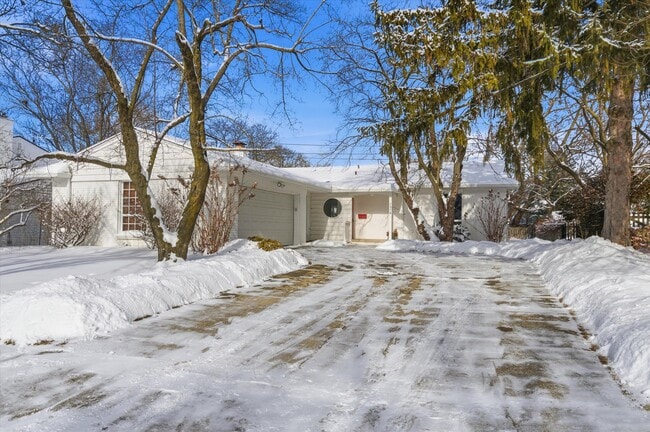 1510 Barnard Rd in Ann Arbor, MI - Building Photo - Building Photo