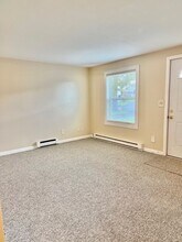 120 Hinsdale St in Kingston, NY - Building Photo - Building Photo