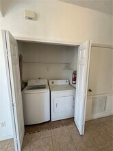 1304 S Beach Cir in Kissimmee, FL - Building Photo - Building Photo