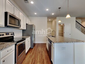 447 Brookgreen Dr in Moncks Corner, SC - Building Photo - Building Photo