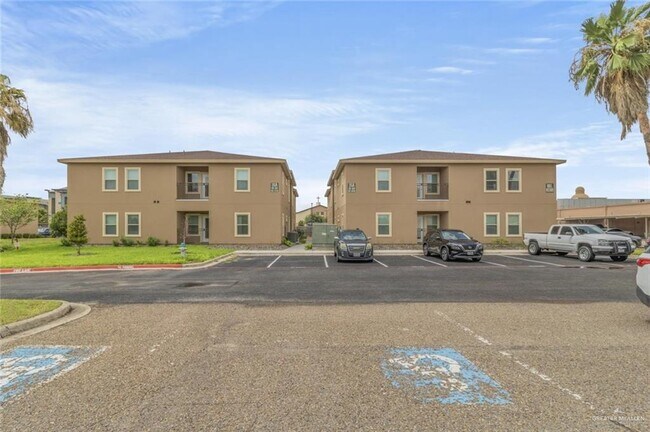property at 900 E Redbud Ave