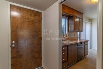 3630 Mill Springs Dr in Stockton, CA - Building Photo - Building Photo