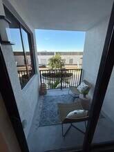 2385 NE 194th St, Unit A7 in Miami, FL - Building Photo - Building Photo