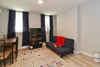 238 South St in Jersey City, NJ - Building Photo - Building Photo