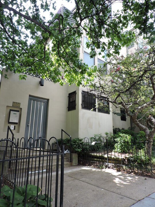 1808 California St NW in Washington, DC - Building Photo